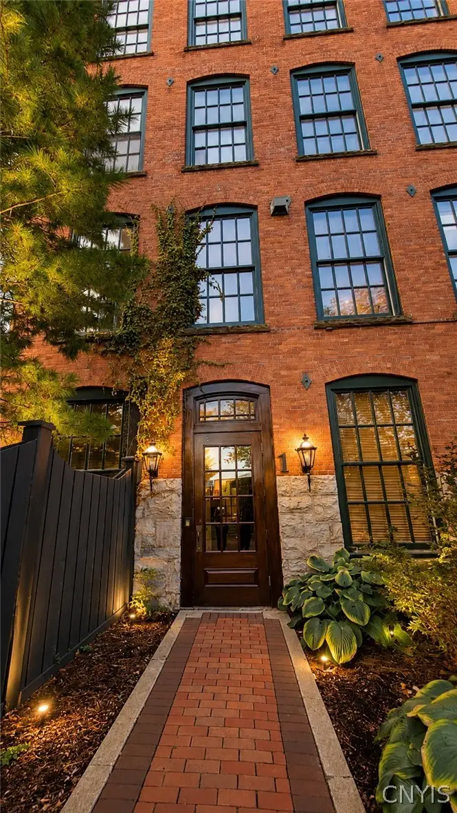 429 N Franklin Street #300, Syracuse, NY 13204 - #2