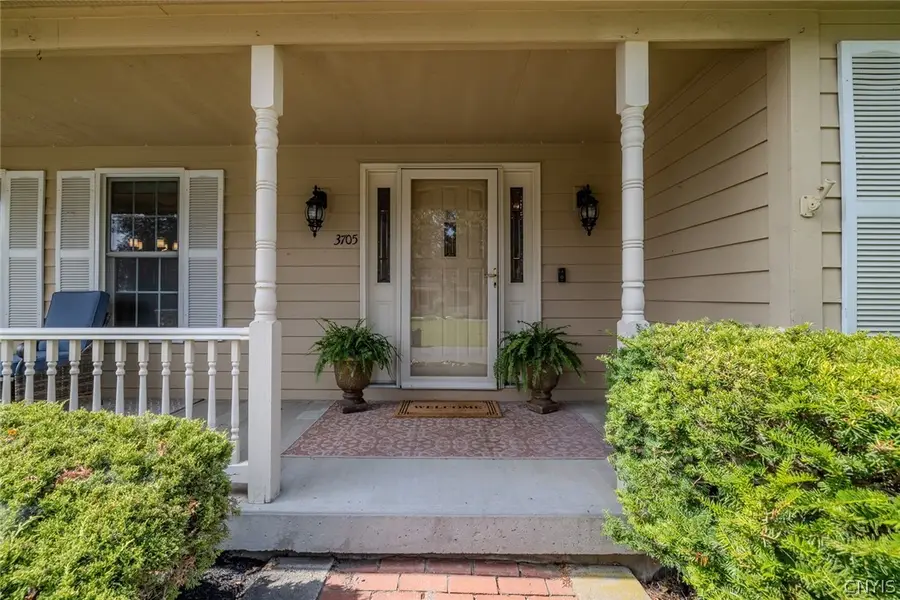 3705 Black Brant Drive, Liverpool, NY 13090 - #3