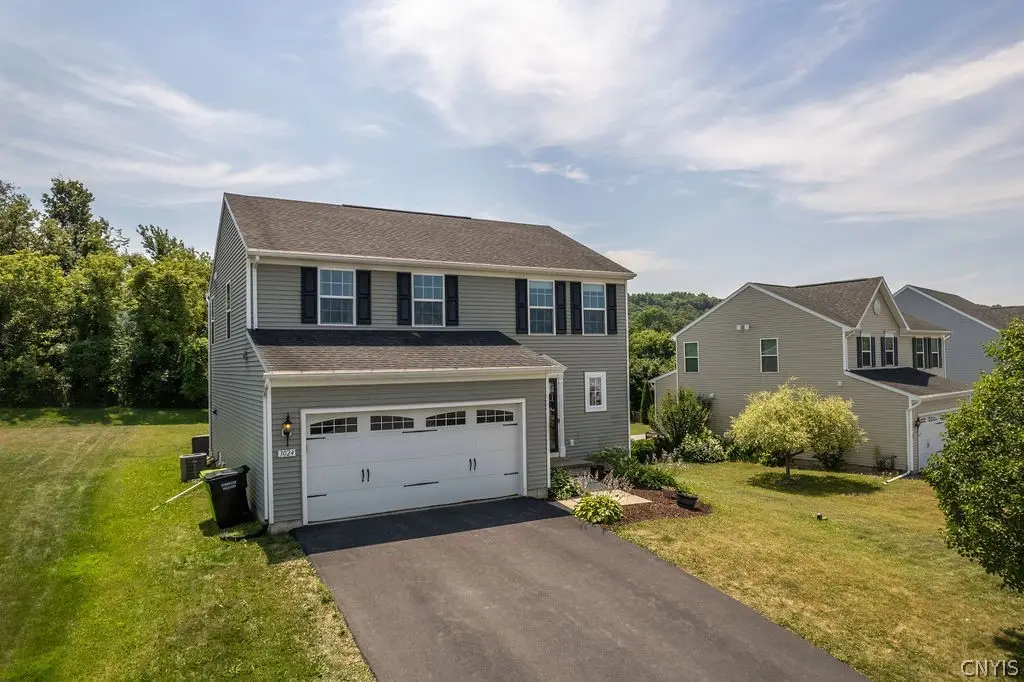 3024 Wheatfield Drive, Chittenango, NY 13037 - #1