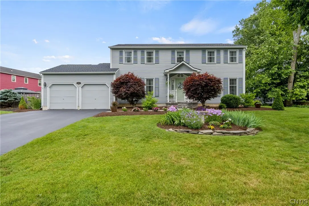 4261 Montezuma Course, Liverpool, NY 13090 - #1