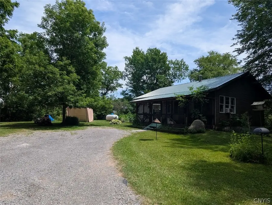 5705 E Main Street #D, Verona, NY 13478 - #2