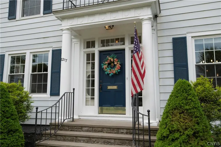2217 Douglas Crescent, Utica, NY 13501 - #2