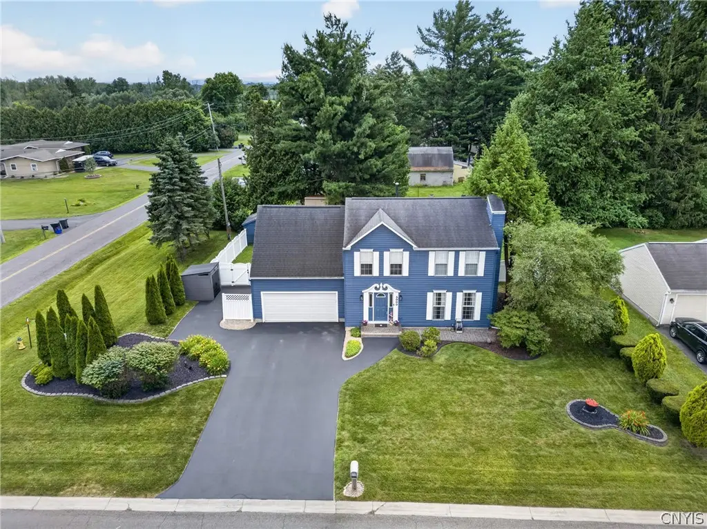 5000 Dongara Ln, Clay, NY 13041 - #1