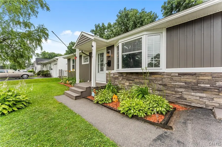 317 Fairmount Avenue, Liverpool, NY 13088 - #3