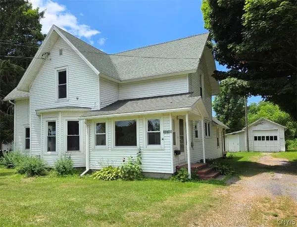 11745 S Main Street, Mannsville, NY 13661