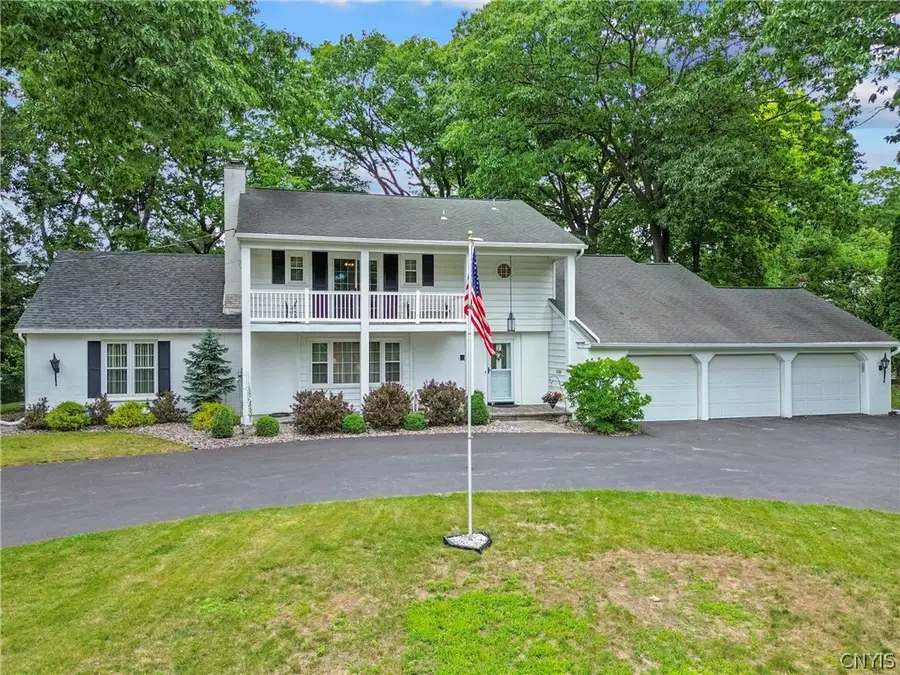 111 Treeland Circle, Syracuse, NY 13219 - #3