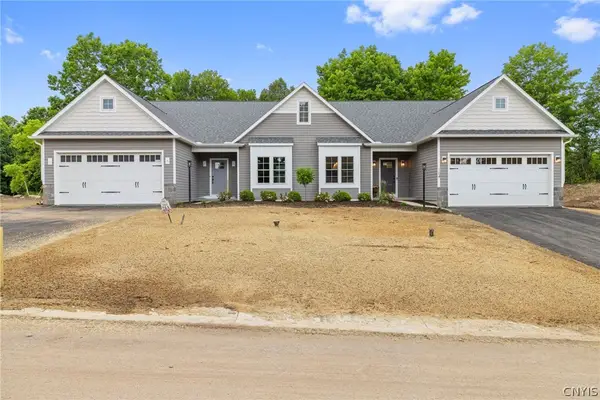 2A Free Fall Lane, Syracuse, NY 13215