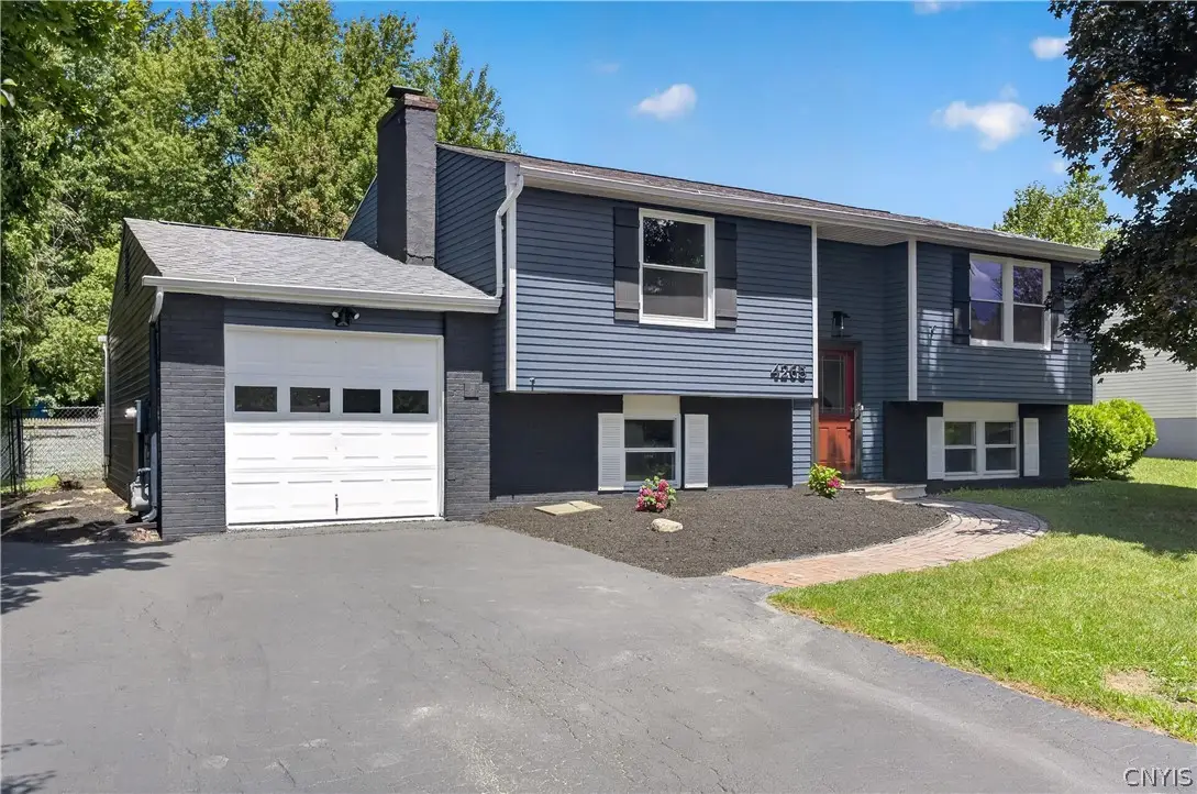 4265 Hunting Creek Drive, Clay, NY 13041 - #1