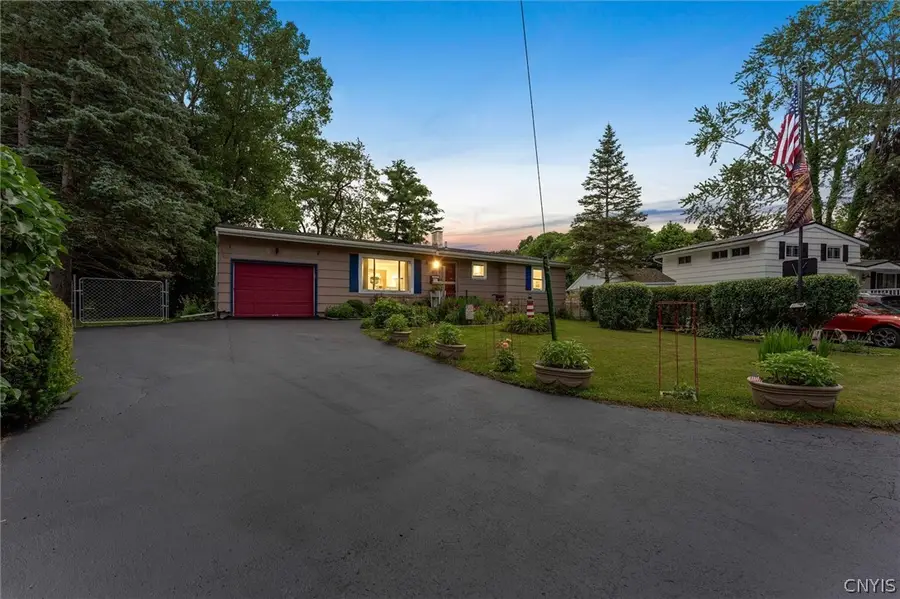 4 Apple Tree Lane, Liverpool, NY 13090 - #3