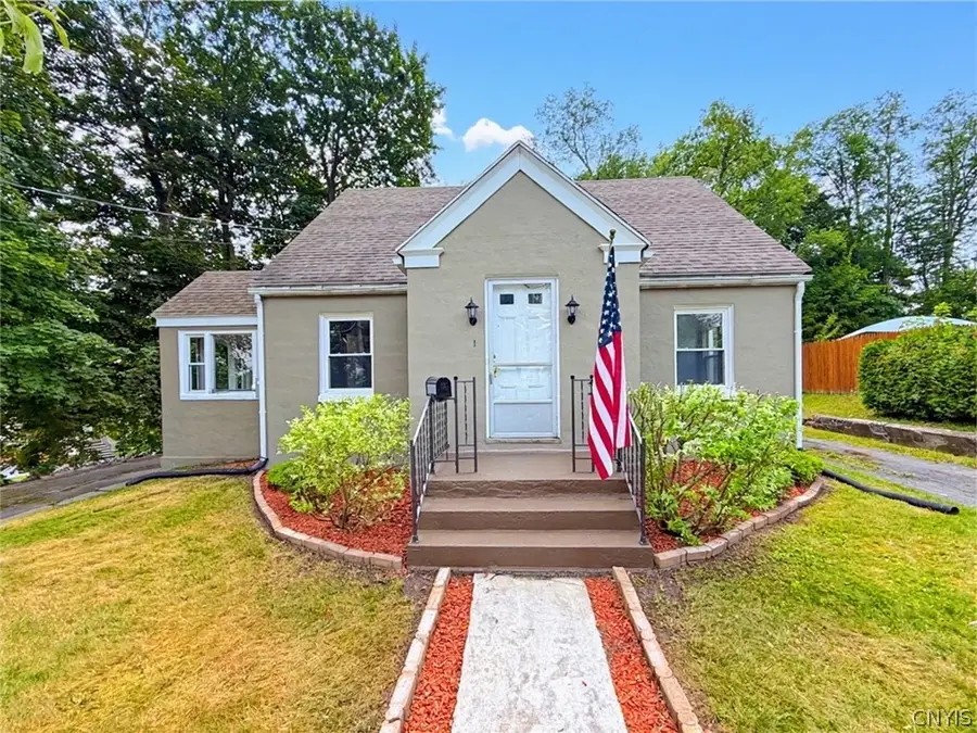 1 White Street, Whitesboro, NY 13492 - #2