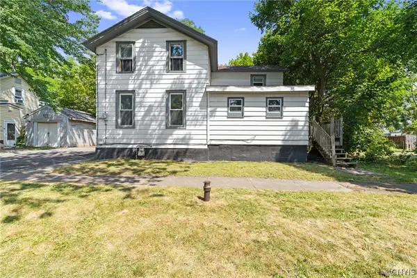 303 E Ellis Street, East Syracuse, NY 13057