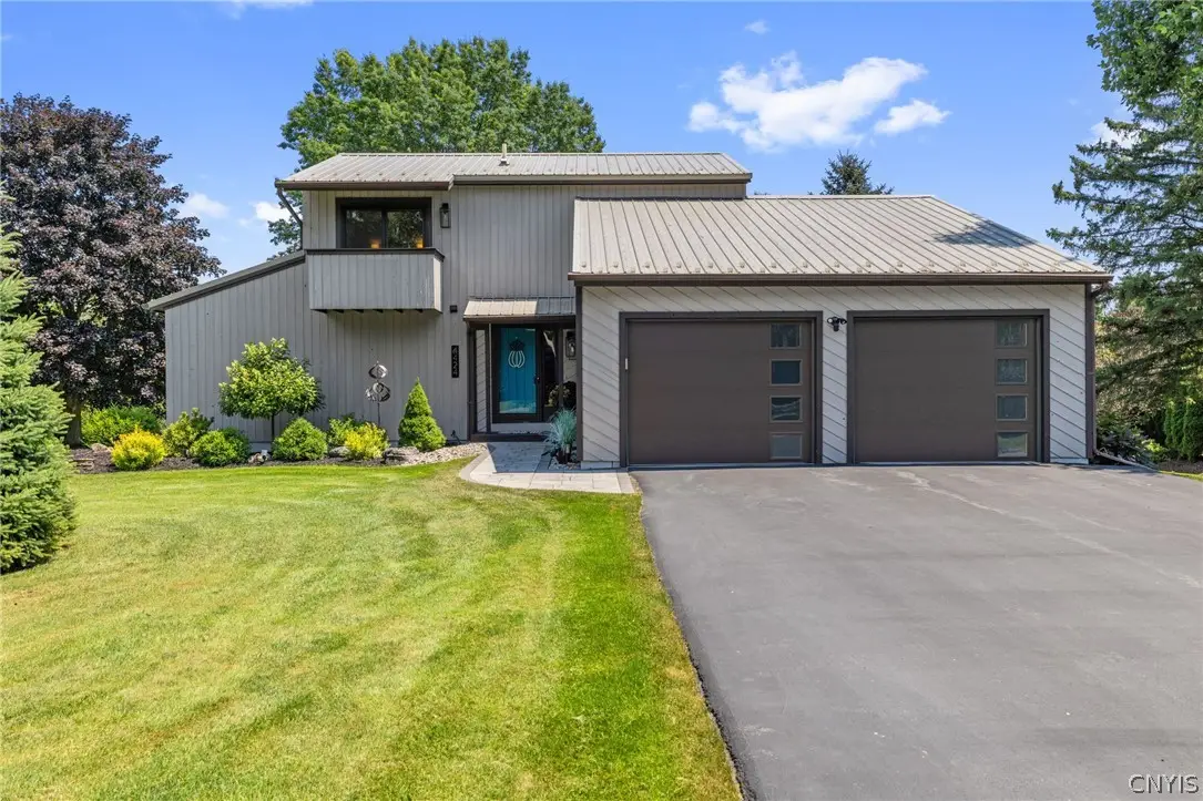 4424 Belleflower Circle, Syracuse, NY 13215 - #1