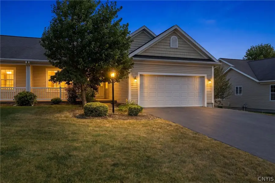 3778 Pegasus Circle, Syracuse, NY 13209 - #2