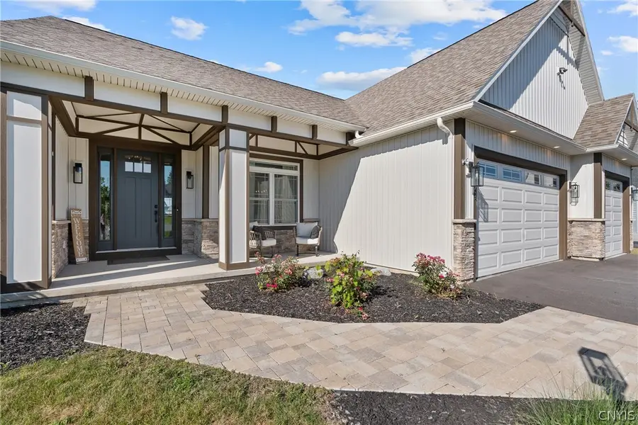 221 Lexi Lane, Baldwinsville, NY 13027 - #3