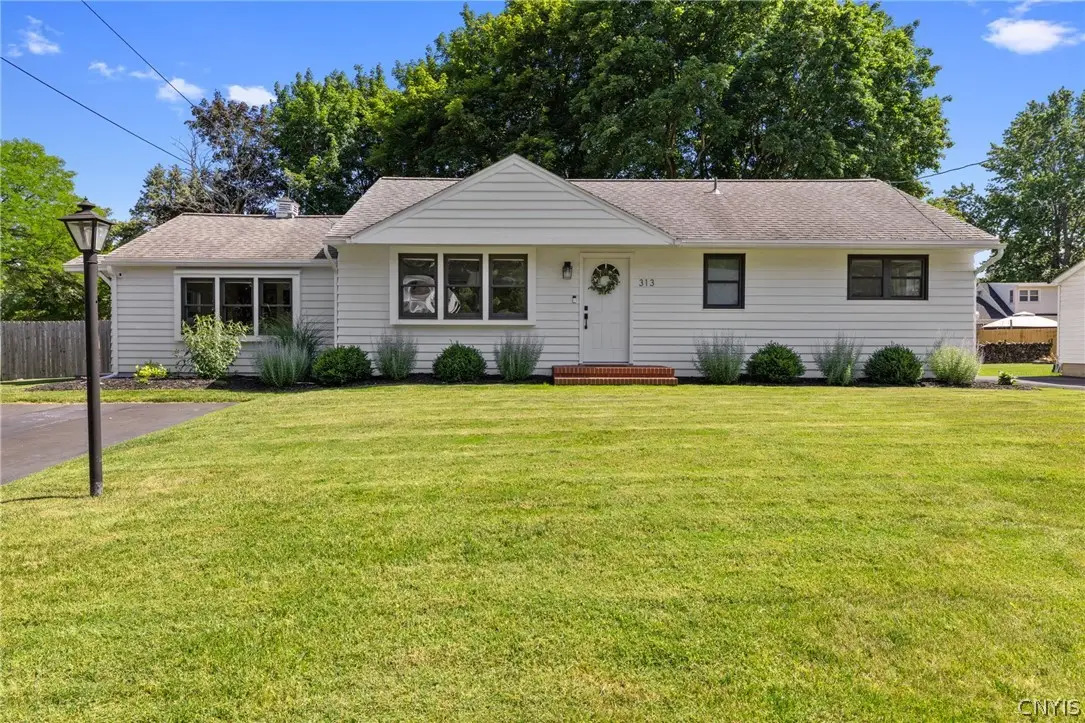 313 Forsythe Street, Camillus, NY 13031 - #1