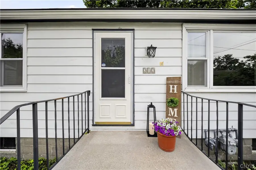 212 Lawrence Avenue, Syracuse, NY 13212 - #2