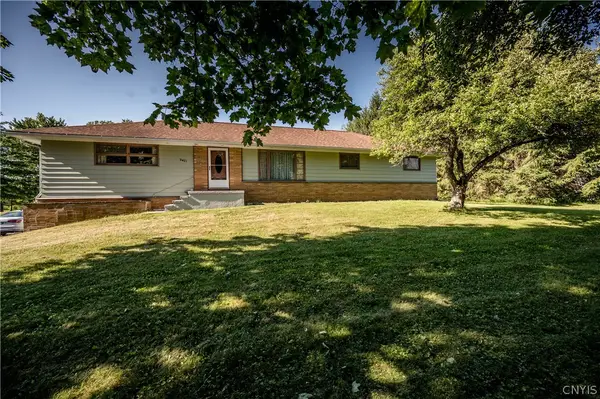 9401 Hayes Road, Marcy, NY 13403