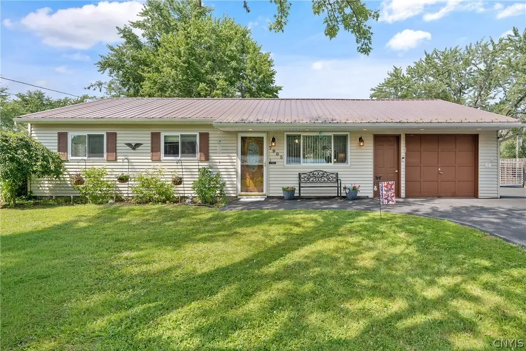 7903 Eisenhower Boulevard, Bridgeport, NY 13030 - #1