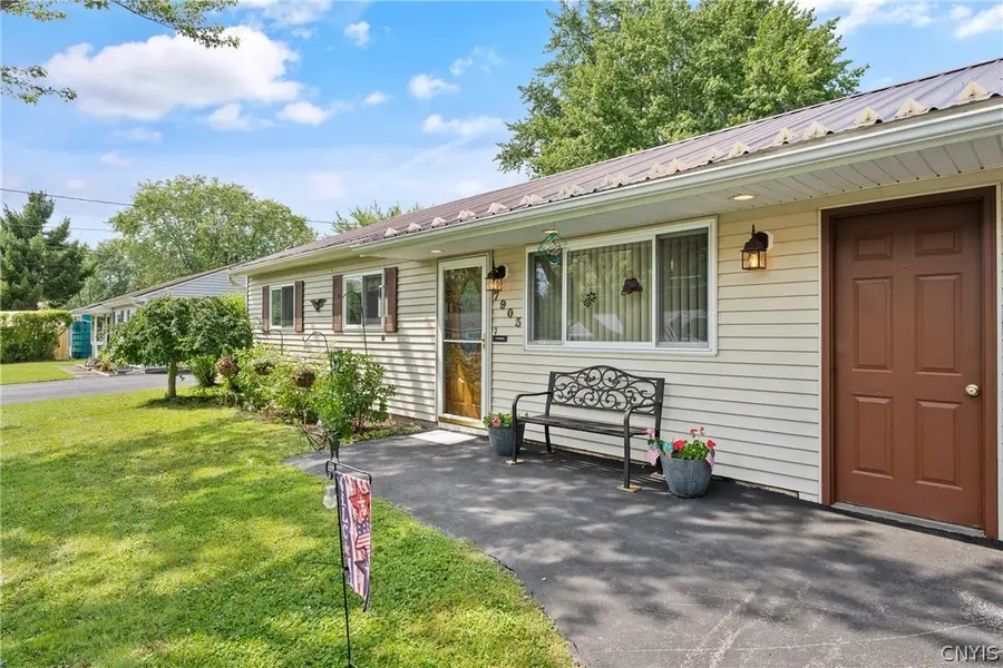 7903 Eisenhower Boulevard, Bridgeport, NY 13030 - #3