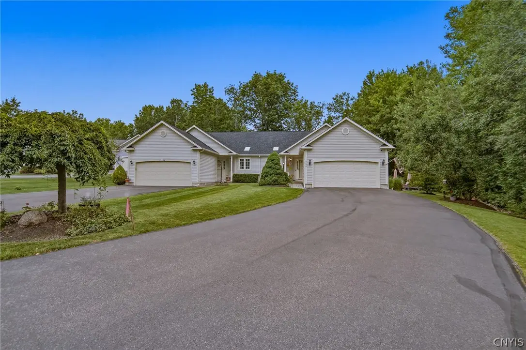 8424 Marco Lane, Baldwinsville, NY 13027 - #1
