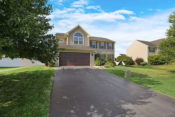 4452 Millstream Drive, Clay, NY 13041