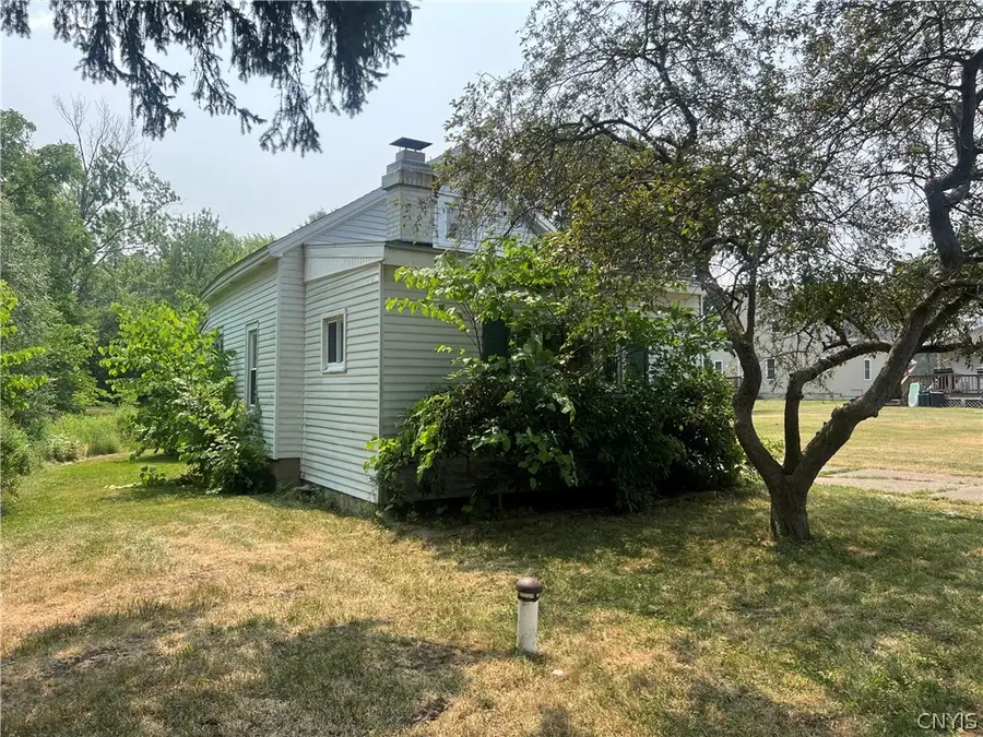 303 1st Street, Canastota, NY 13032 - #2