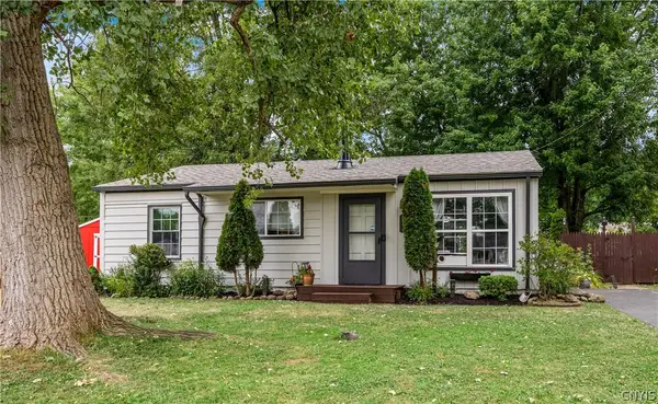 221 Bump Drive, Syracuse, NY 13209
