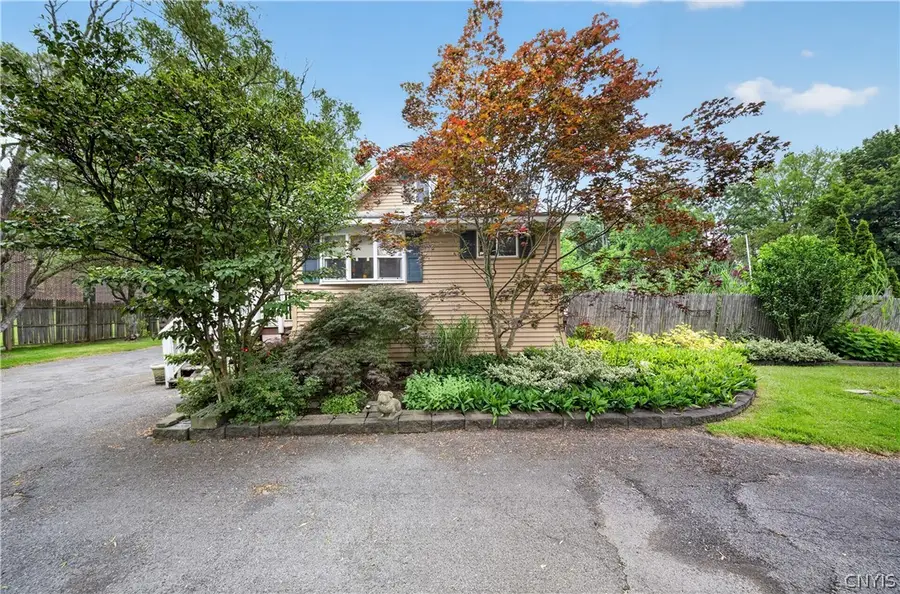 5506 Bear Road, North Syracuse, NY 13212 - #2