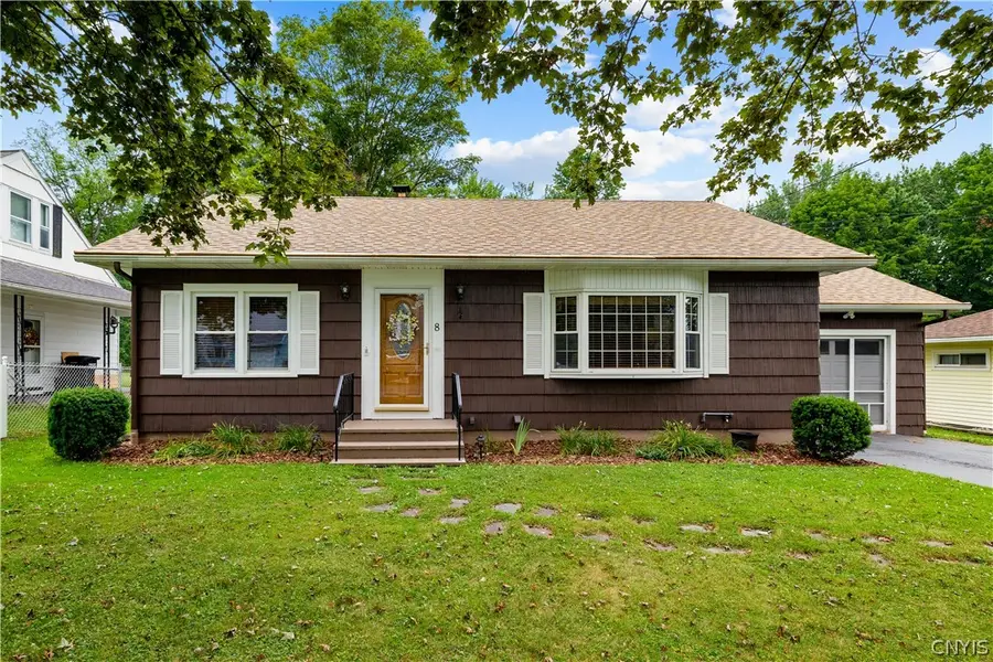 8 Parkway Place, New Hartford, NY 13413 - #3