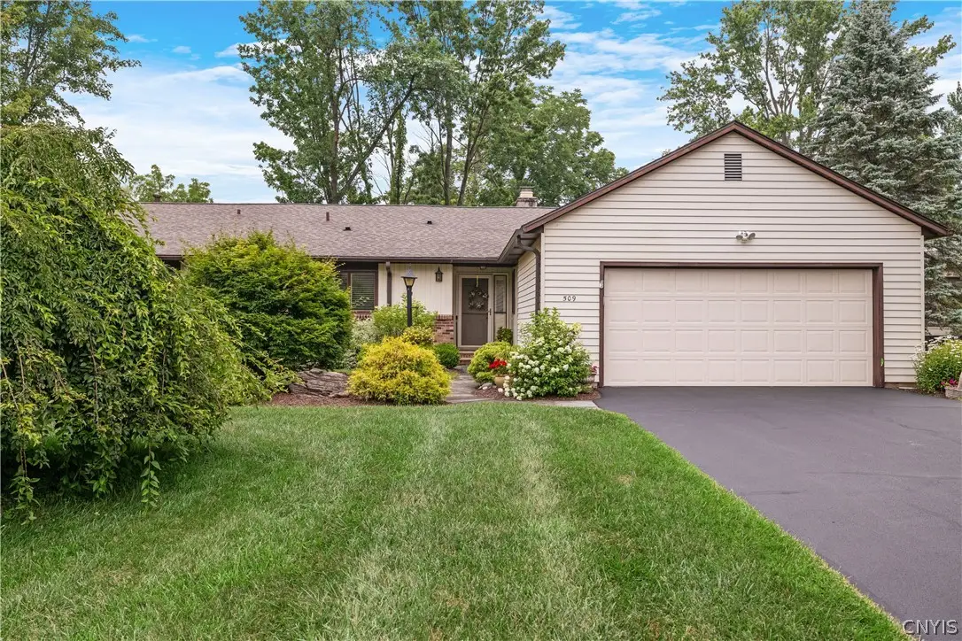 509 Kimry Moor, Fayetteville, NY 13066 - #1