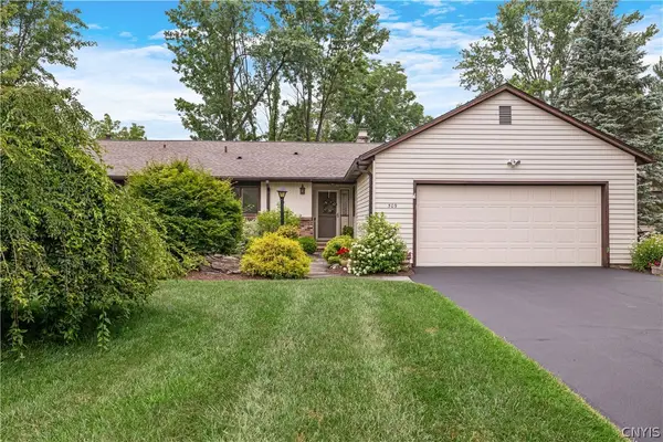 509 Kimry Moor, Fayetteville, NY 13066