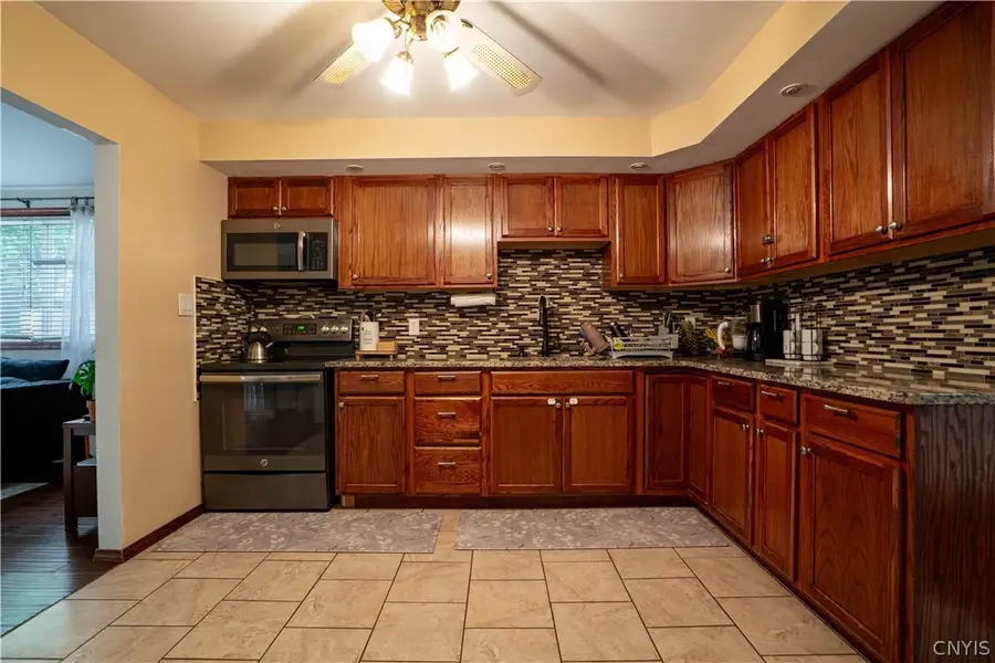 413 Williamsburg Road, Utica, NY 13502 - #3