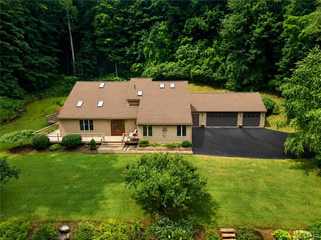 494 Dyke Rd, Chittenango, NY 13037 - #1