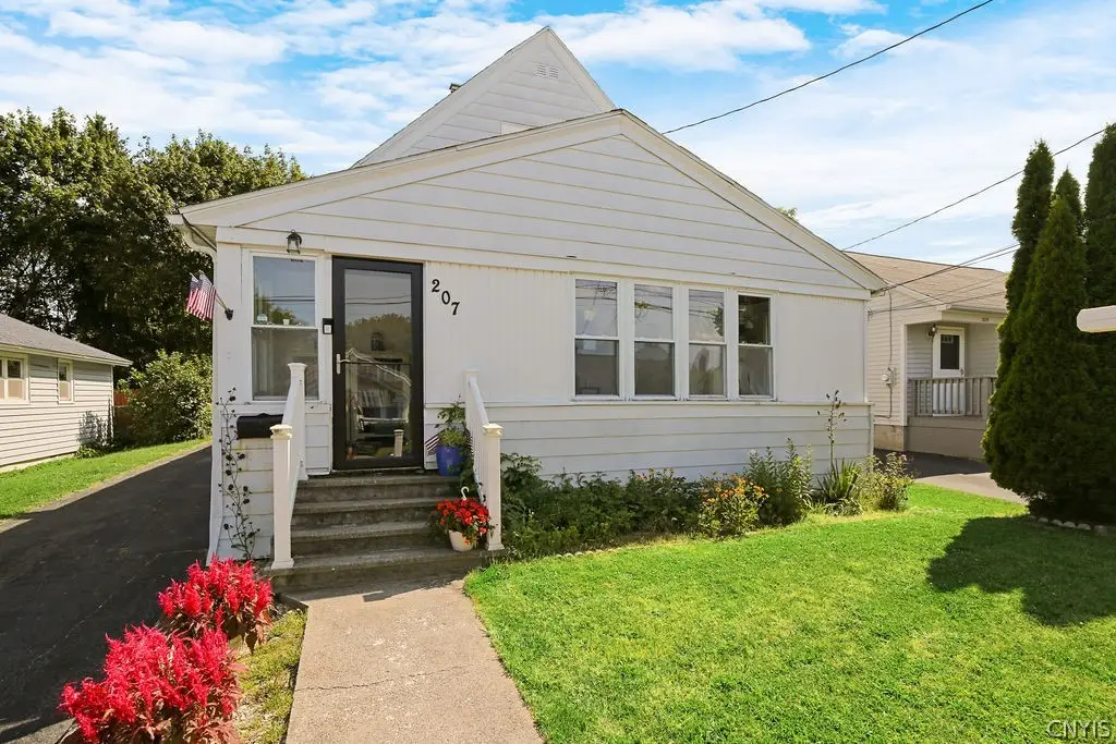 207 Cutler Street, East Syracuse, NY 13057 - #1