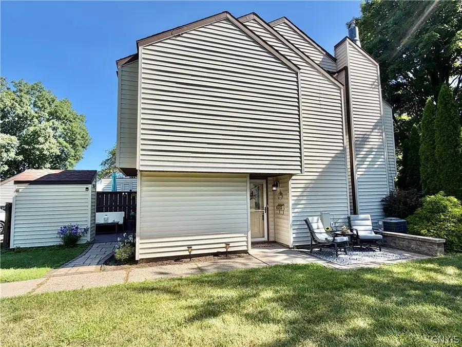 104 Harwinton Court, Camillus, NY 13031 - #2