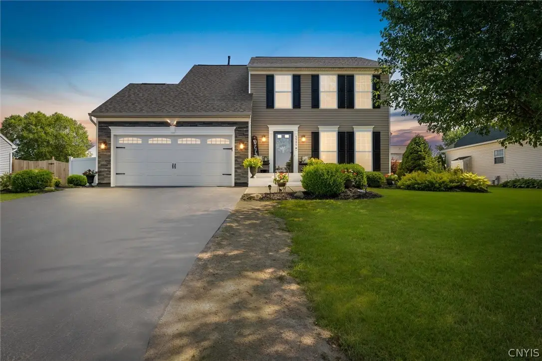 5545 Rockhampton, Clay, NY 13041 - #1