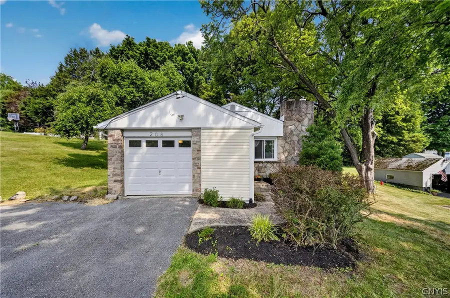 208 Danbury Drive, Syracuse, NY 13219 - #2