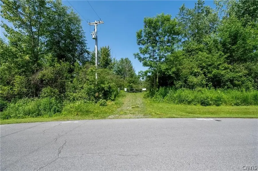 5592 Nancy Avenue, Brewerton, NY 13029 - #2