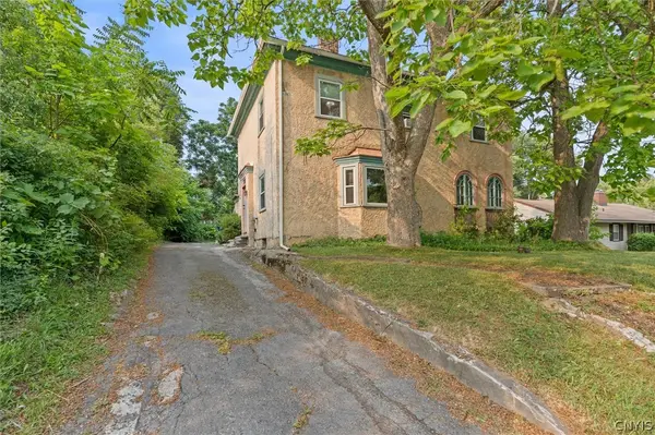 117 Claire Road, Syracuse, NY 13214