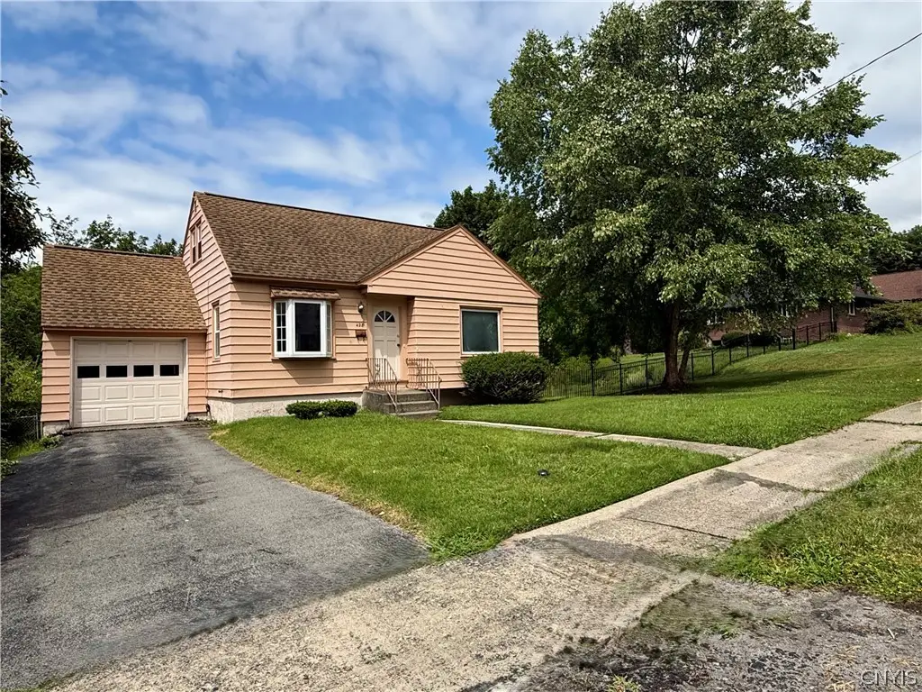 428 Buckingham Ave, Syracuse, NY 13210 - #1