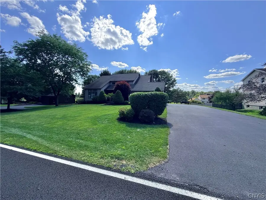 6125 Oakridge Road, Auburn, NY 13021 - #2