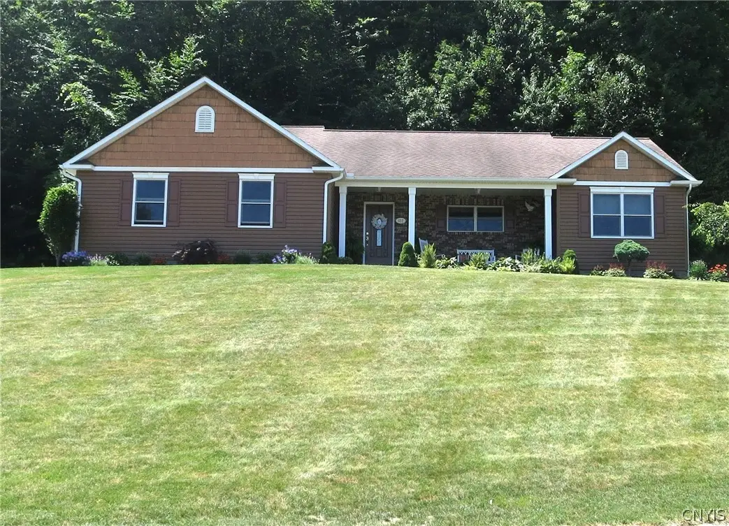 107 Schuyler Drive, Chittenango, NY 13037 - #1