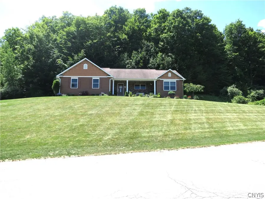 107 Schuyler Drive, Chittenango, NY 13037 - #2