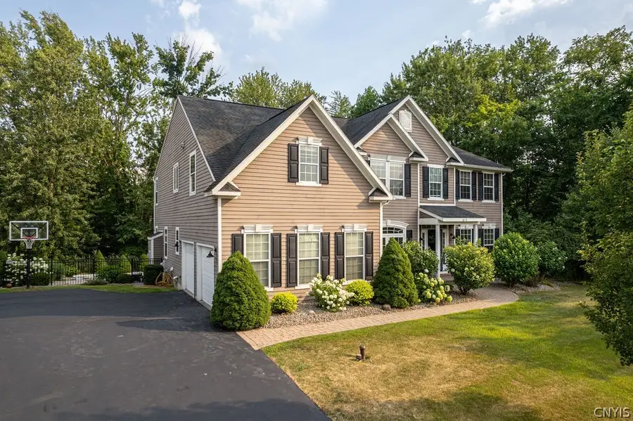 8278 Luchsinger Lane, Baldwinsville, NY 13027 - #2