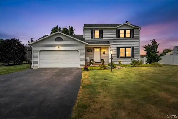8600 Snowshoe Trail, Cicero, NY 13039