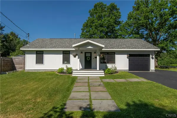 11 Ruth Avenue, New Hartford, NY 13413