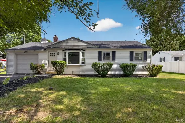 102 Sunnyfield Road, Camillus, NY 13031