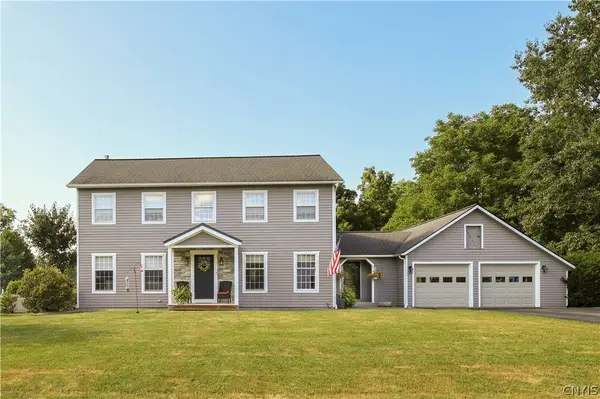 8277 Barksdale Lane, Manlius, NY 13104