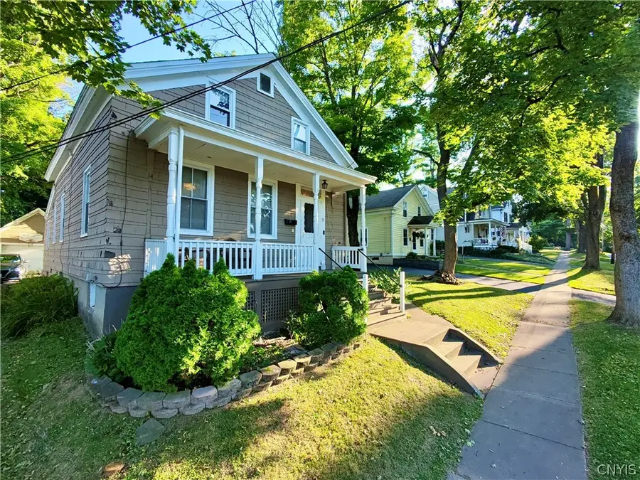 35 Paris Road, New Hartford, NY 13413 - #3