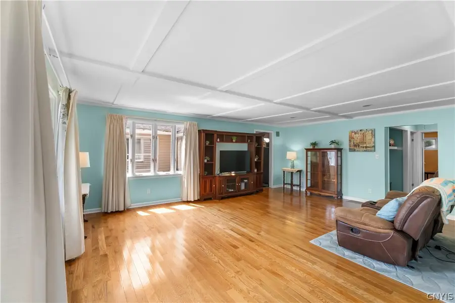 6 Parkway Drive, Baldwinsville, NY 13027 - #2